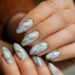 hipnotyzujacy marmurkowy manicure pomys y i techniki 2 1